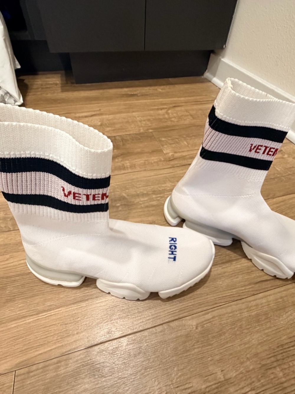 Vetements x Reebok Sock Pump High-Top Sneakers - Picture 5 of 5